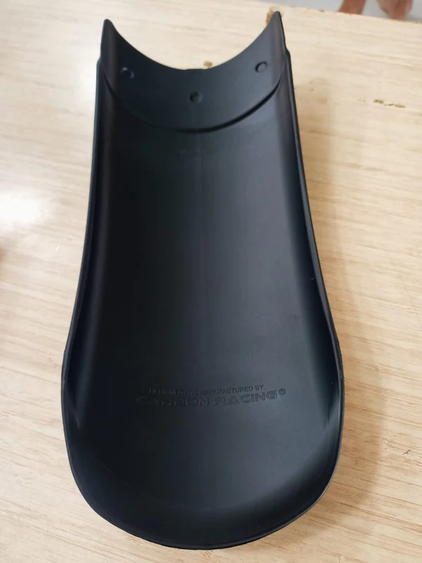 Carbon Racing front Fender Extender For Honda CB350 RS - Image 3