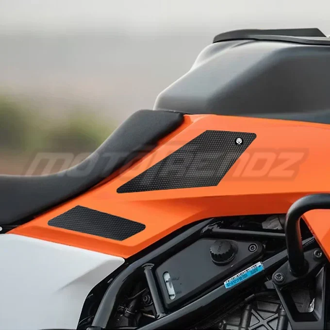 Moto Trendz Traction Pads – KTM Adventure 250 / 390 S /390 X (Gen 2 -2025 ) - Image 2