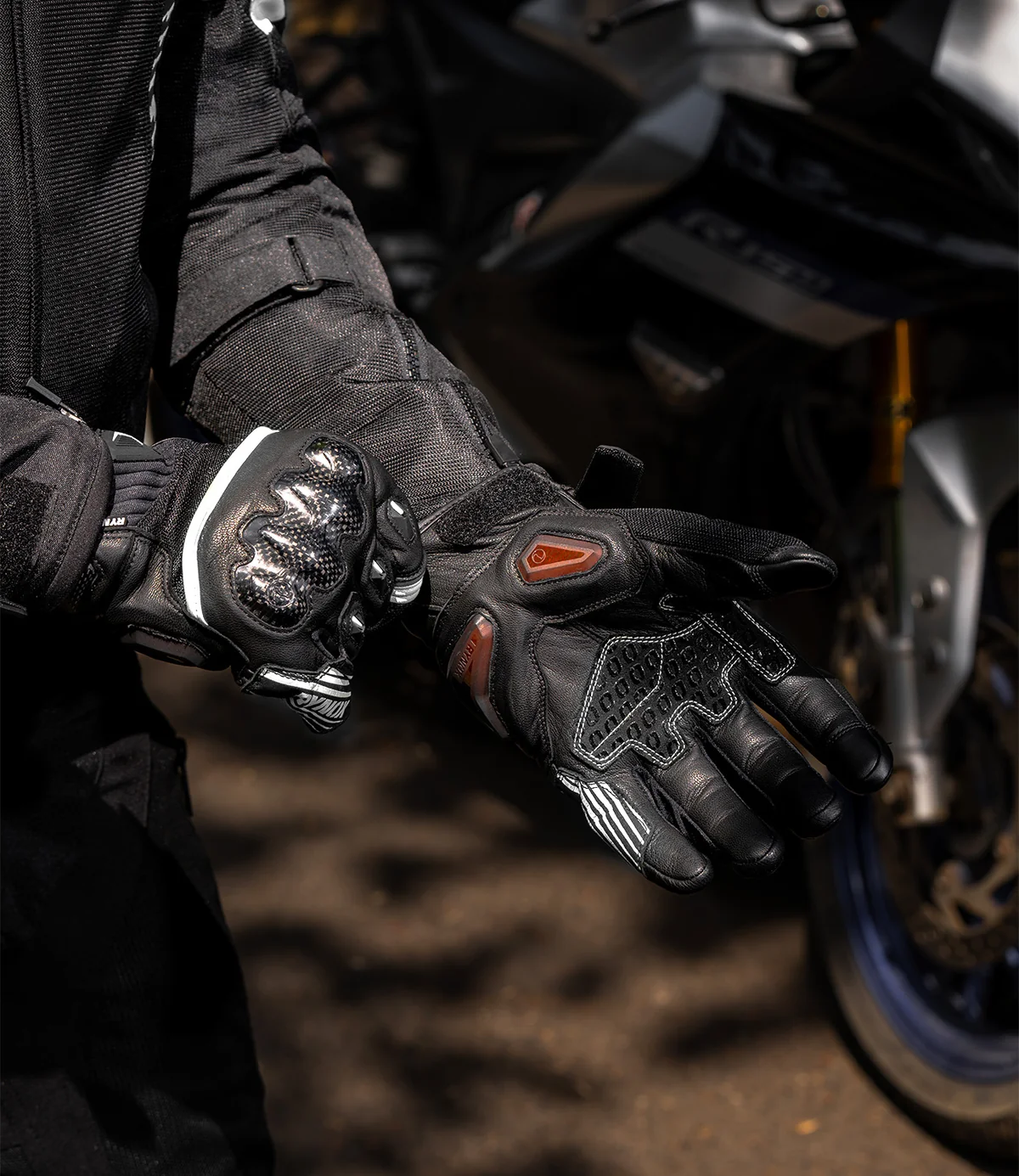 Rynox Tornado Pro 5 Gloves - Black White - Image 9