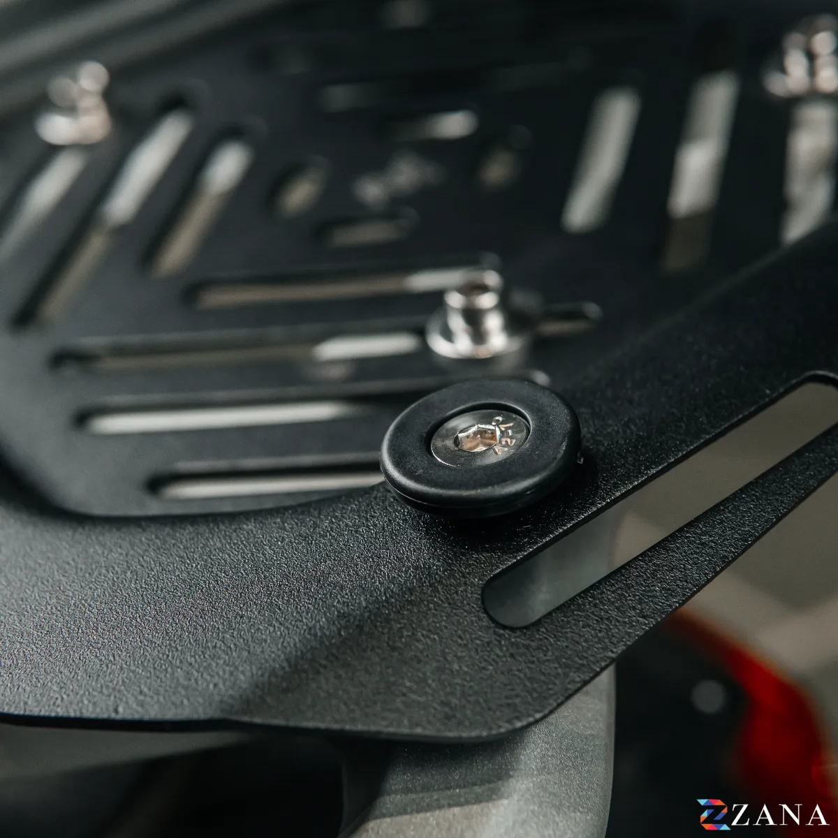 Zana-Universal Top Box Mounting Plate - Image 5